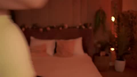 Snapshot of smiley_mia_ chatting on September 18, 5:09 am Mia online show from September 18, 5:09 am