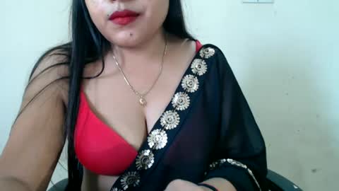 Snapshot of smiley_queen99 chatting on July 3, 7:48 am smiley online show from July 3, 7:48 am