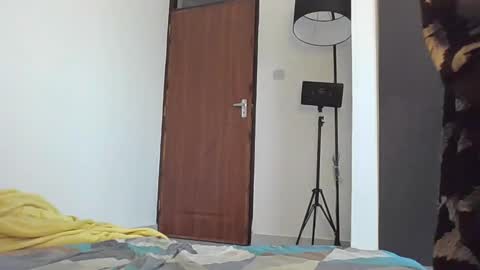 smileykesh online show from February 7, 11:14 am