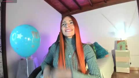 Snapshot of smilingsalor chatting on December 31, 12:32 am SmilingSalor online show from December 31, 12:32 am