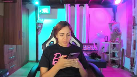 Snapshot of smilingsalor chatting on January 25, 3:19 am SmilingSalor online show from January 25, 3:19 am