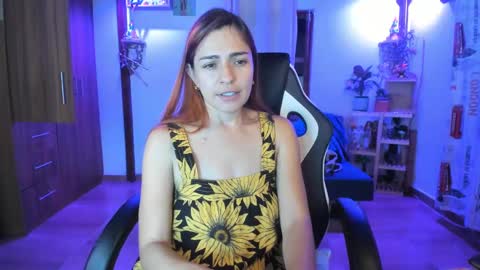 Snapshot of smilingsalor chatting on February 12, 11:51 pm SmilingSalor online show from February 12, 11:51 pm