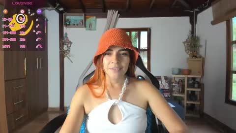 Snapshot of smilingsalor chatting on March 8, 11:07 pm SmilingSalor online show from March 8, 11:07 pm