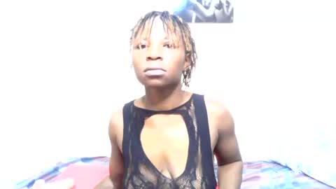 Snapshot of smillingmachine chatting on August 8, 10:56 pm terry online show from August 8, 10:56 pm