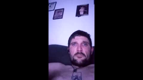 Snapshot of smith1872 chatting on March 11, 7:36 am smith1872 online show from March 11, 7:36 am