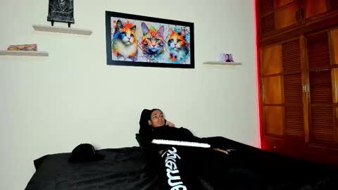 smitt jr online show from January 15, 2:43 pm