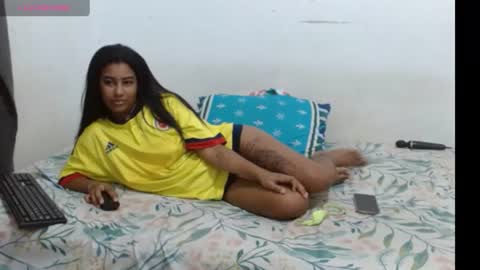 Snapshot of smith_and_mia chatting on July 9, 2:43 pm Smith y Mia online show from July 9, 2:43 pm