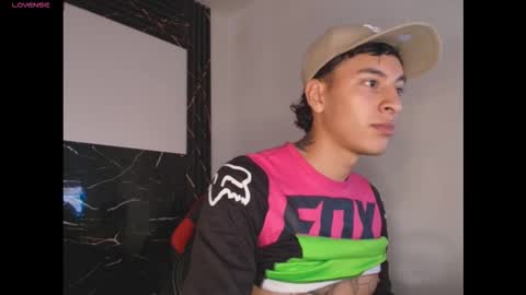 Snapshot of smith_grey chatting on February 14, 5:53 pm smith grey online show from February 14, 5:53 pm