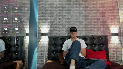 Smith online show from May 4, 7:21 pm