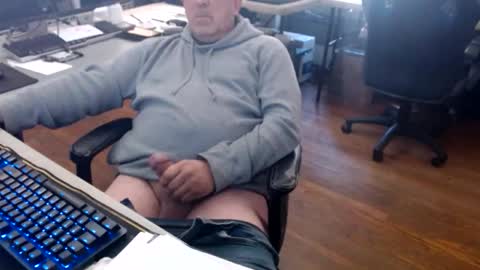Snapshot of smly chatting on April 10, 4:01 pm smly online show from April 10, 4:01 pm
