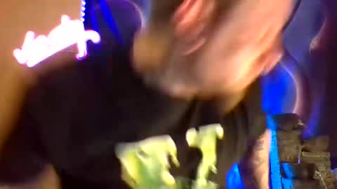 smoke online show from February 18, 12:12 pm