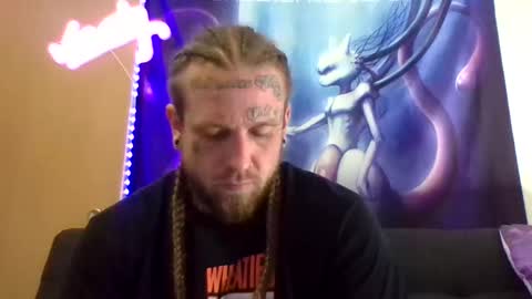 Snapshot of smokebluntafterblunt chatting on April 21, 2:04 am smoke online show from April 21, 2:04 am