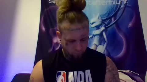 Snapshot of smokebluntafterblunt chatting on April 29, 10:41 am smoke online show from April 29, 10:41 am