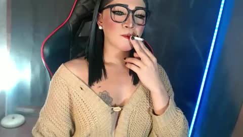 Snapshot of smokeprincess chatting on April 22, 2:29 pm Amanda online show from April 22, 2:29 pm