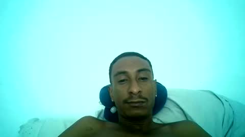 Snapshot of smokepurxxx chatting on February 10, 5:39 pm smokepurxxx online show from February 10, 5:39 pm