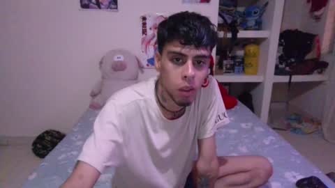 Snapshot of smoker00teddybear chatting on December 28, 3:47 am teddy online show from December 28, 3:47 am