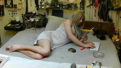 smokeslut365 online show from February 10, 2:26 am