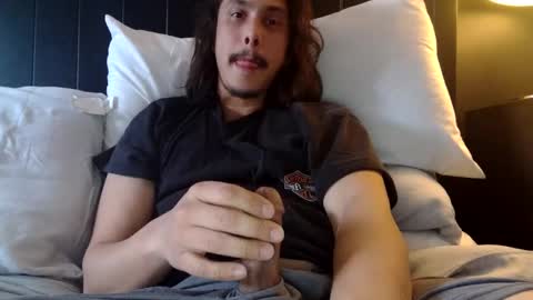 Snapshot of smokestar1991 chatting on February 11, 2:44 pm SmokeStar online show from February 11, 2:44 pm