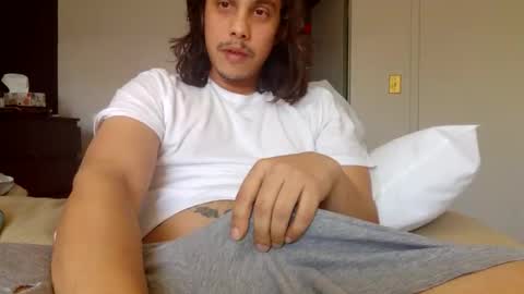 Snapshot of smokestar1991 chatting on March 1, 4:20 pm SmokeStar online show from March 1, 4:20 pm