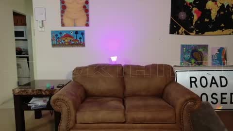 Snapshot of smokihippi chatting on May 3, 5:35 am Big Dawg online show from May 3, 5:35 am