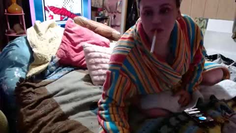 DIAN dee-ann online show from December 22, 6:49 pm