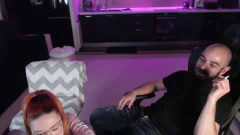 Snapshot of smolsonja chatting on May 21, 10:28 pm Sonja online show from May 21, 10:28 pm