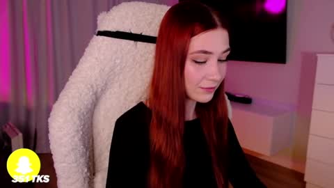 Snapshot of smthwrong chatting on February 28, 11:56 pm smthwrong online show from February 28, 11:56 pm