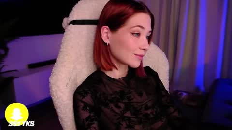 Snapshot of smthwrong chatting on October 11, 12:32 am smthwrong online show from October 11, 12:32 am