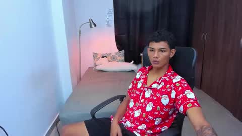 Snapshot of snak_master1 chatting on November 11, 4:51 pm snak_master1 online show from November 11, 4:51 pm