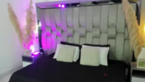 Snapshot of snakemuse chatting on January 7, 3:53 am daya online show from January 7, 3:53 am