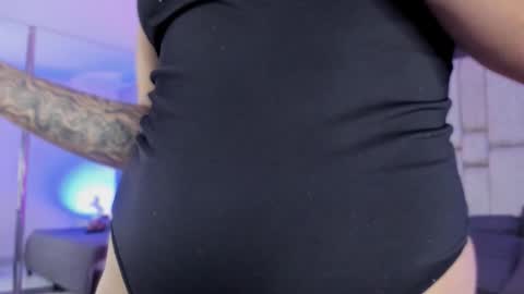 Snapshot of snakemuse chatting on January 15, 4:06 am daya online show from January 15, 4:06 am