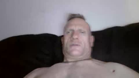 Snapshot of snblee4dp chatting on October 19, 3:07 am snblee4dp online show from October 19, 3:07 am