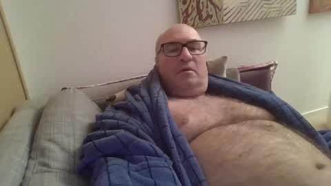 Snapshot of sneakerboy18 chatting on January 1, 4:07 pm sneakerboy18 online show from January 1, 4:07 pm