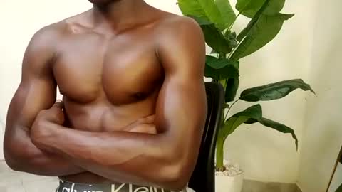 papi online show from February 11, 9:14 am