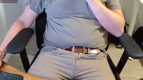 Sneakybill online show from March 9, 9:30 pm