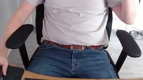 Sneakybill online show from March 23, 7:01 am