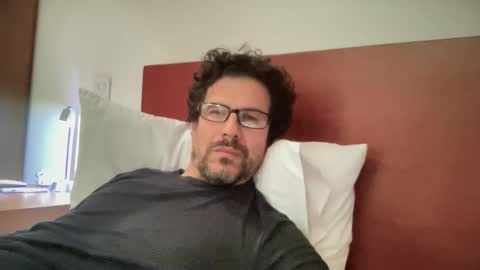 snfrisco76 online show from December 16, 5:34 am