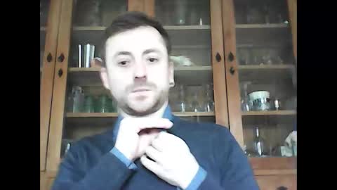 Snapshot of snoecks chatting on February 18, 8:43 am snoecks online show from February 18, 8:43 am