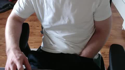 Cbt-Slave online show from April 3, 9:18 am