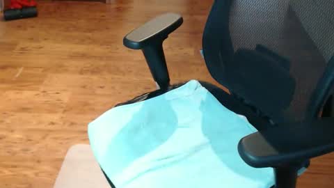 Snapshot of snooze85 chatting on June 5, 7:14 am Cbt-Slave online show from June 5, 7:14 am