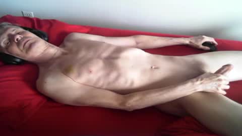 Snapshot of snoro111 chatting on February 23, 9:05 pm snoro111 online show from February 23, 9:05 pm