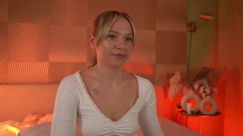 Candice Snow online show from December 28, 4:20 pm