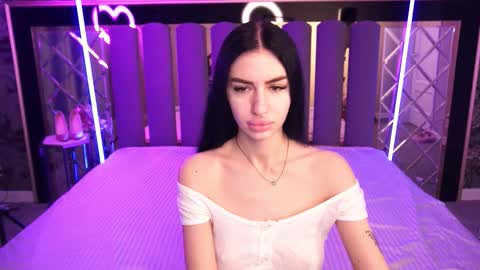 snow_whiteeex online show from February 2, 6:34 am