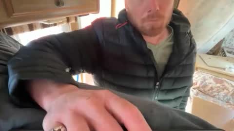 snowtrooper888 online show from March 24, 5:29 pm