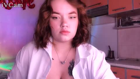 snowy_cute online show from April 29, 2:15 am