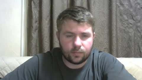 Snapshot of snowyqred chatting on September 23, 4:21 pm Arthur online show from September 23, 4:21 pm