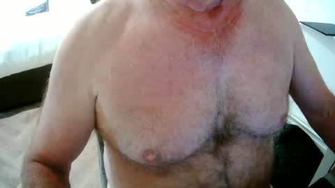 Snapshot of snudge432 chatting on July 8, 8:35 pm snudge432 online show from July 8, 8:35 pm