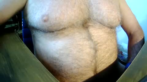 Snapshot of snudge432 chatting on July 13, 8:28 am snudge432 online show from July 13, 8:28 am