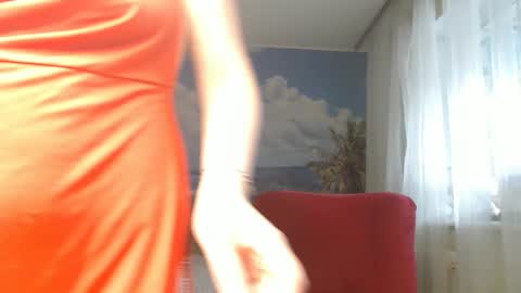 Snapshot of soaring_love chatting on April 20, 6:38 am Masha online show from April 20, 6:38 am