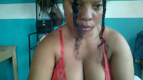 Snapshot of soayh89 chatting on July 18, 6:17 am soayh89 online show from July 18, 6:17 am